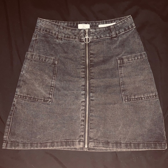 Cotton: On A-Line Mini Skirt Zipper Denim - Picture 2 of 4